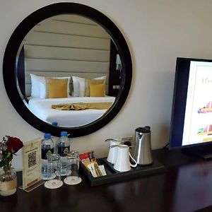 Zimmer mit Kingsize-Bett